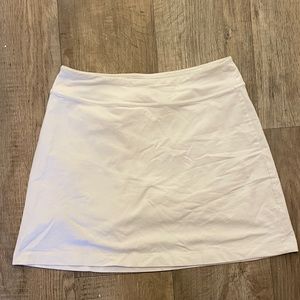 Athleta White Tennis Skort / Skirt with Pockets